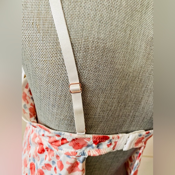 MARILYN MONROE SOFT LINGERIE SLIP WITH PADDED BRA & ADORABLE DETAILS 🌟NWT🌟 - Picture 10 of 15